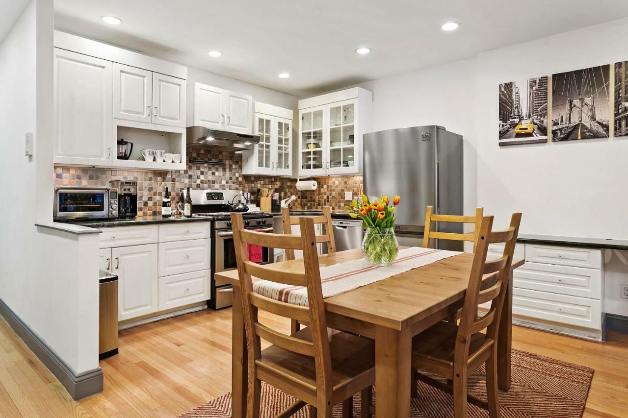 2-Bedroom In Upper West Side, Private Entrance New York Bagian luar foto