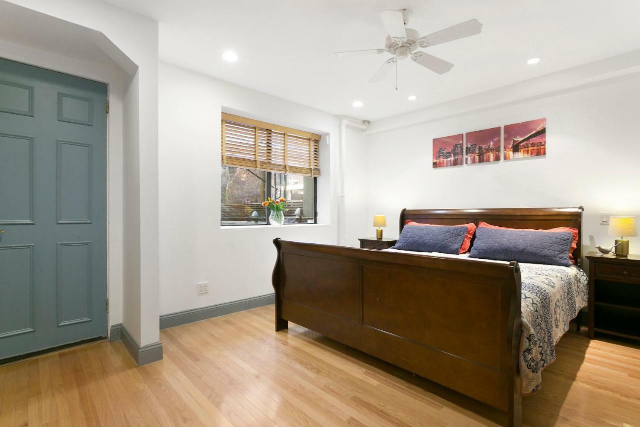 2-Bedroom In Upper West Side, Private Entrance New York Bagian luar foto
